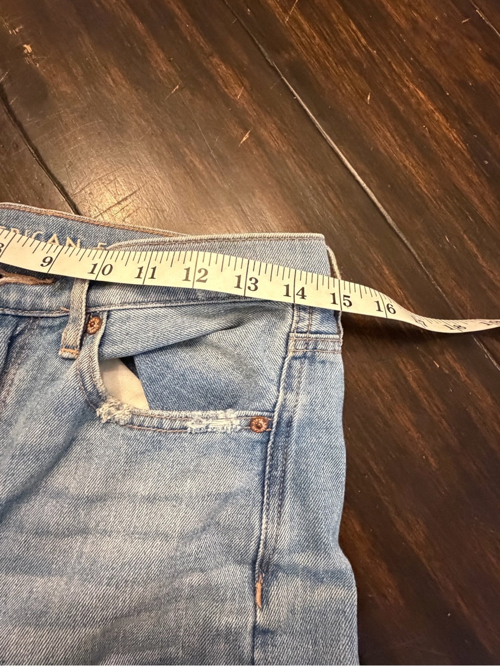 American Eagle Outfitters Light Blue Distressed baggy jeans women’s size 4 - Picture 8 of 8